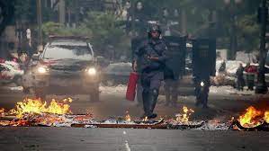 Brezilya'da çetelerden saldırı: 36 otobüs ateşe verildi