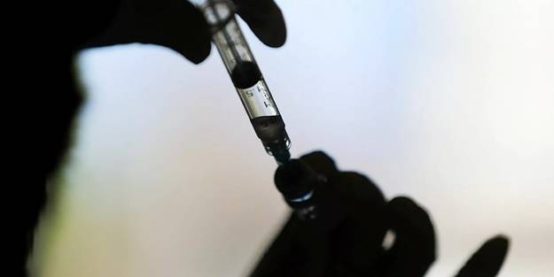 Brezilya'da ilginç olay! 6. doz aşı yaptırırken yakalandı