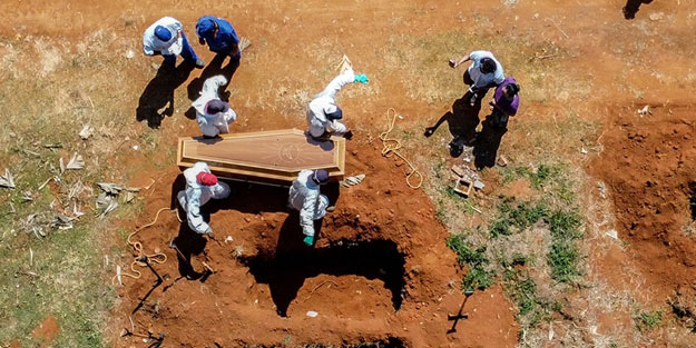 Brezilya'da korkunç koronavirüs kayıpları devam ediyor