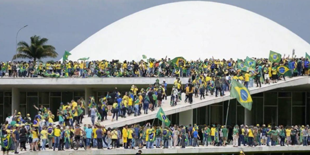 Brezilya'daki Kongre baskınında ordu-polis işbirliği!