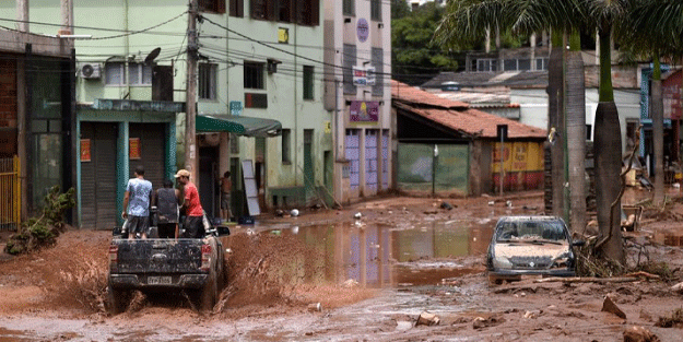 Brezilya'daki sellerde 10 kişi hayatını kaybetti, 21 kişi kayboldu
