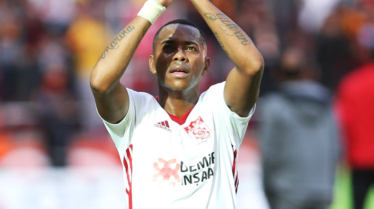 Brezilyalı yıldız Robinho'ya sürpriz talip! Görüşmeler sürüyor