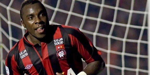 Brezilya'nın 'Boğa'sı Süper Lig'e geliyor