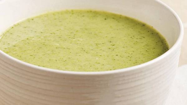 Brokoli çorbası nasıl yapılır? Tam ölçülü brokoli çorbası