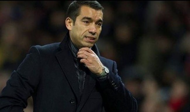 Bronckhorst: Fenerbahçe'yle oynadığımızı unutmayın