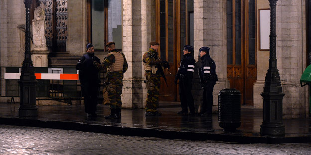 Brüksel'de 13 operasyon 9 gözaltı