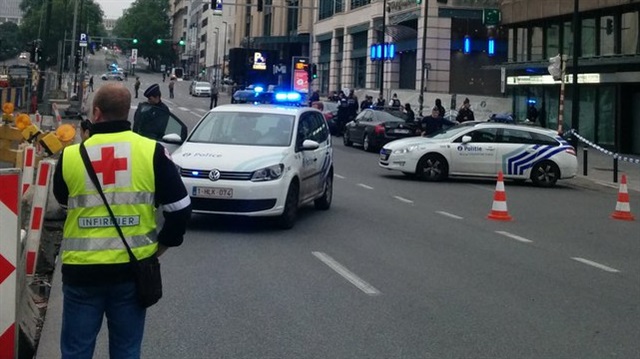 Brüksel'de bomba taşıyan adam yakalandı