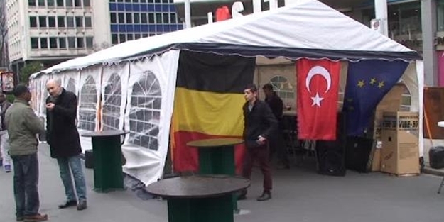 Brüksel’de Türkiye çadırı kuruldu
