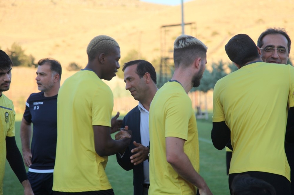 Btc Turk Yeni Malatyaspor’dan 3 futbolcuya milli davet 