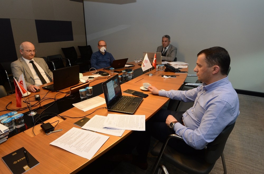 BTSO Akademi’de 1 ayda 18 dijital eğitim düzenlendi 