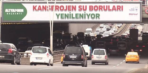 Bu adam Ankaralıyı kanser eder! Mansur Yavaş öyle bir afiş astı ki...