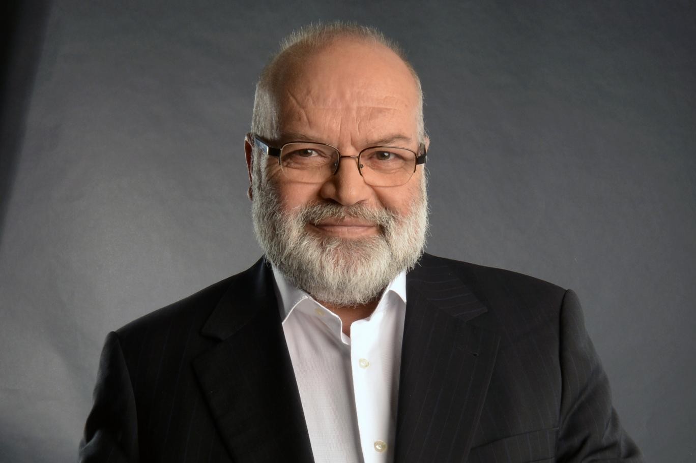 Bu alçaklar iyiden iyiye azdı! Demek ki neymiş: Terbiye edilmiş köpekler sahiplerine hırlamazlarmış