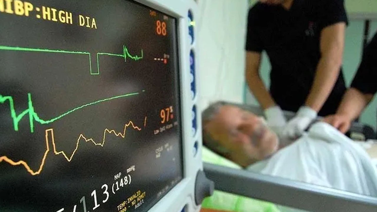 Bu alışkanlık kalp krizi nedeni! Elektronik sigara zararları