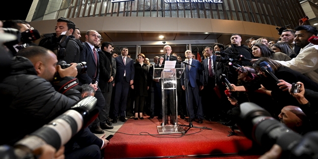 Bu benzetmeye çocuk bile inanmaz! Kıyaslama yapan Sözcü rezil oldu