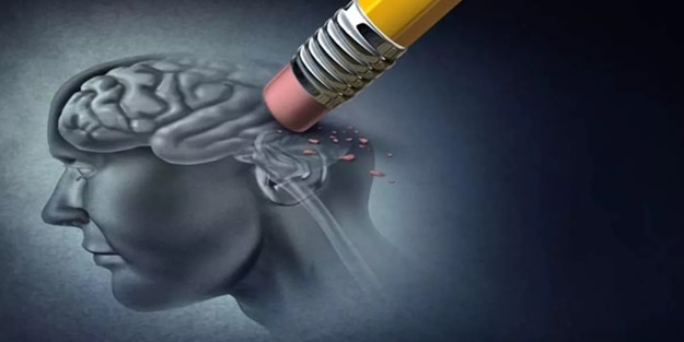 Bu besinlerden uzak durun! Beynin yaşlanmasını hızlandırıyor