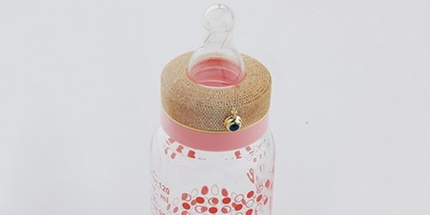 Bu biberonun fiyatı dudak uçuklatıyor!