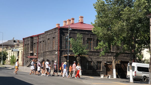 Bu binalar görenleri kendine hayran bırakıyor