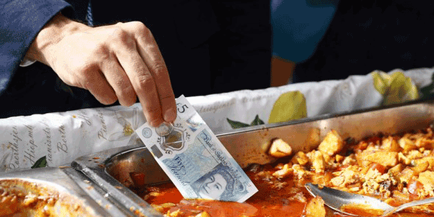 Bu bir ilk ne yırtılıyor ne ıslanıyor