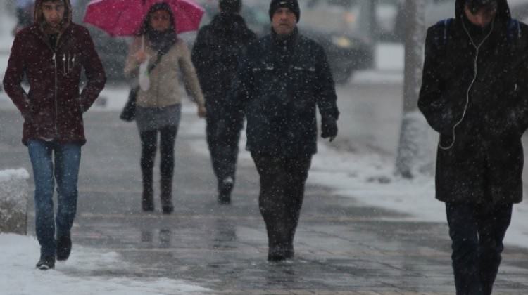 Bu bölgelerde oturanlar dikkat! Kar geliyor