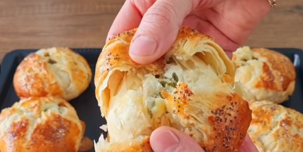 Bu böreği kime ikram etsem tarifini istedi diyeceksiniz: Bir daha isteyecekler! Servisi kolay, mutfak şefi önerileri