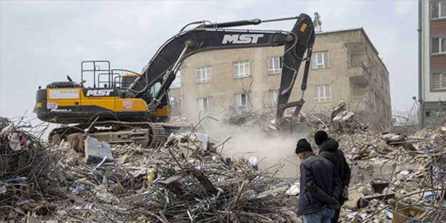 Bu çağrıya kulak verin! Güzel CHP’liler, sevgili solcular, muhterem muhalifler!