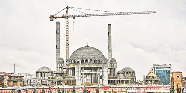 Bu cami Taksim’e yakıştı