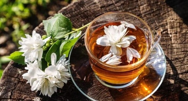 Bu çay beyin hücrelerini yeniliyor: 3 kat artırıyor, milyonlarca kişi kullanıyor... İşte o içecek