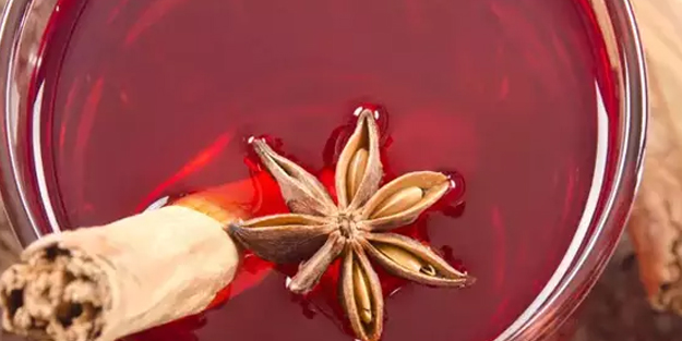 Bu çay karaciğeri temizliyor! Dr. Ateşsaçan ezber bozan öneri yapmış! Biz de yeniden paylaşıyoruz