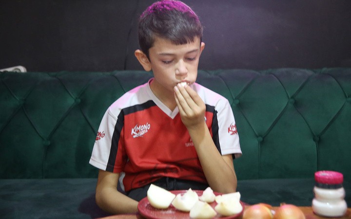 Bu çocuk bir değişik! Annesi isyan etti! Sen ne yaptın küçük Eymen