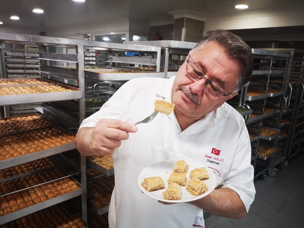 Bu da bademli baklava 