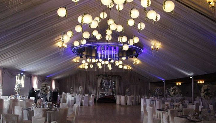 Bu da oldu... Düğününe gelmeyenleri mahkemeye verecek!