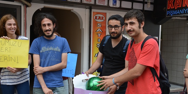 Alay konusu oldu: #DirenTop