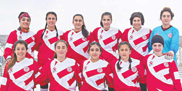 Bu defa reklam için oynadılar