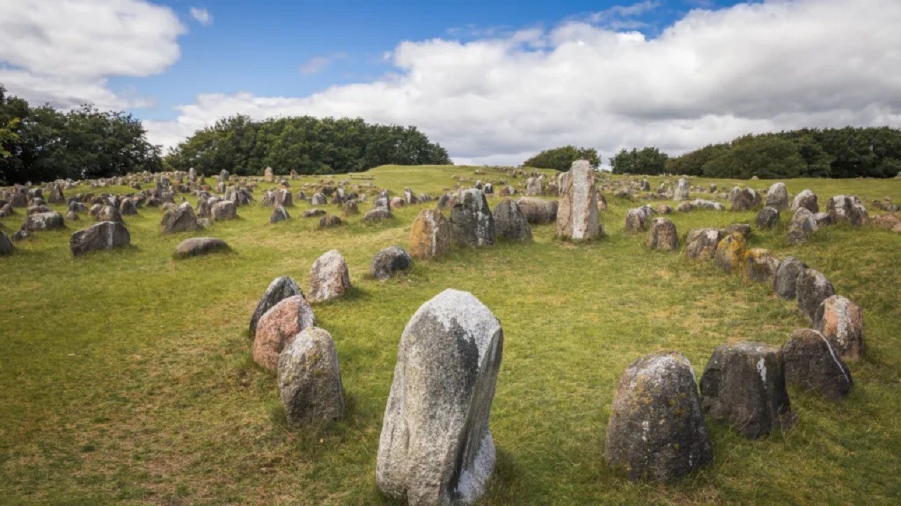 Bu detaylar çok konuşulur! O ülkede 1200 yıllık Viking mezarı keşfedildi
