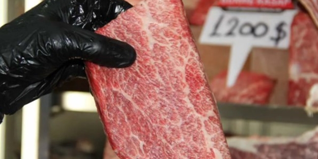 Bu etin kilosu 10 bin lira! Araba bile teklif eden oluyor