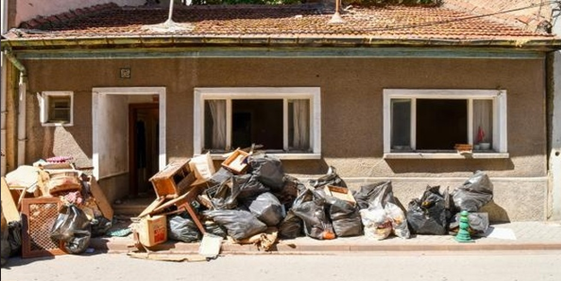 Bu evden 5 ton çöp çıktı!