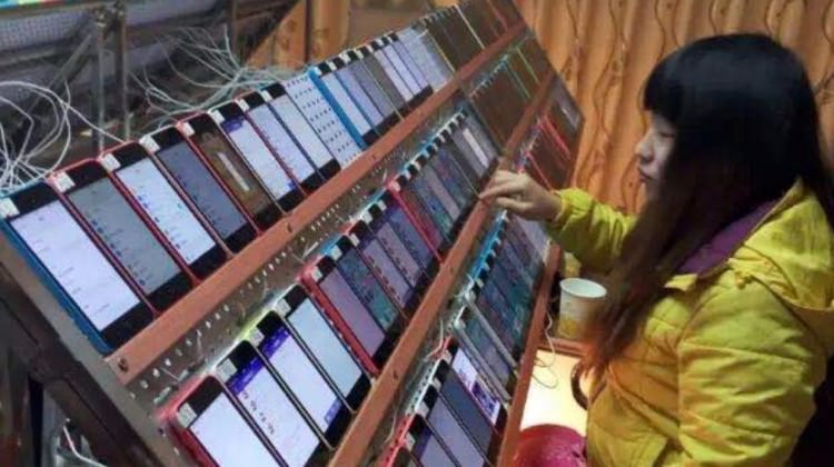 Bu fabrika beğeni satıyor!