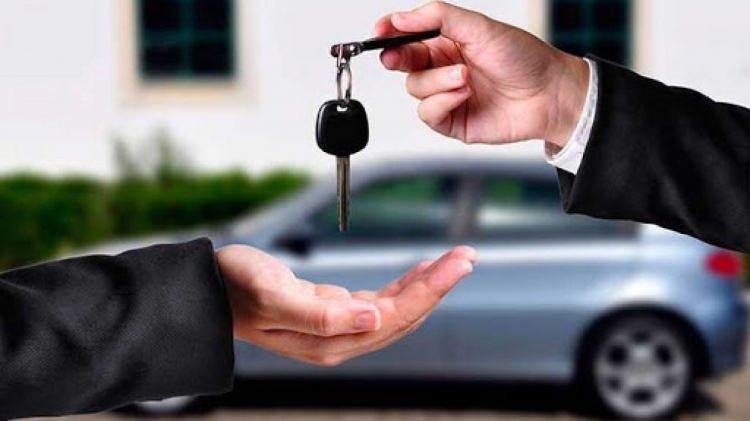 Bu fiyatlara peynir ekmek gibi gidiyor! İşte düşük fiyata satılan 10 otomobil...