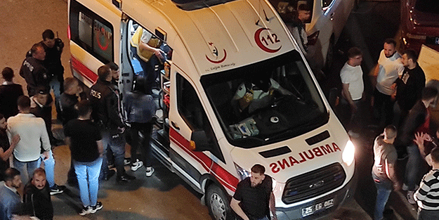 Bu gençlere ne oldu? Kavgalarında kan aktı...