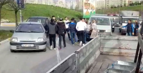 Bu görüntüler İstanbul’da kaydedildi… Ortalık bir anda savaş alanına döndü!