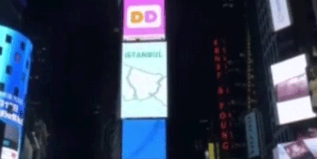 Bu görüntüler okyanus ötesinde çekildi! Muhalefetle ABD'deki hokkabazlar aynı yerde buluştu