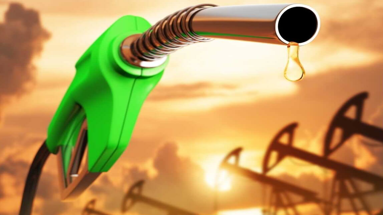 Bu haber araç sahiplerini de ilgilendiriyor: Petrol fiyatlarında rahatlatan tahmin!