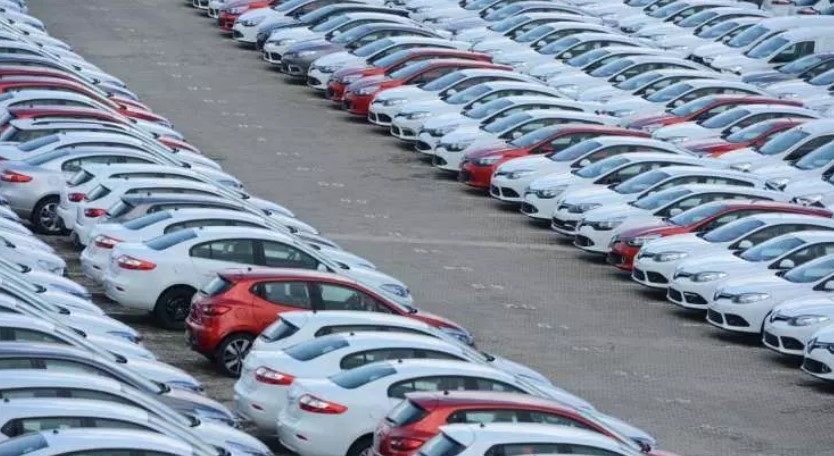 Bu haberi okumadan araba almayın! İşte ÖTV'siz indirimli sıfır otomobillerin fiyat listesi