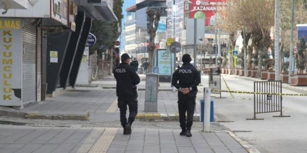 Bu hafta sokağa çıkma yasağı var mı? Sokağa çıkma yasağı her hafta sonu var mı?