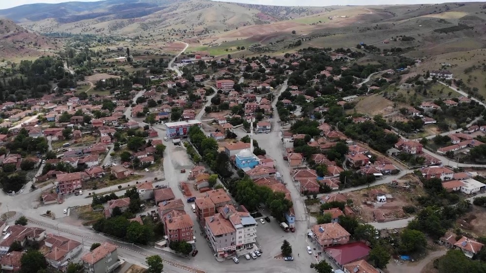Bu ilçede korona virüs vakası rastlanmadı, kurallara harfiyen uydular 
