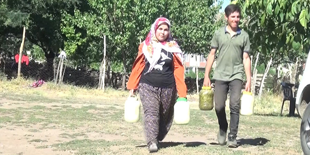 Bu insanlar buzdolabı kullanmıyor! Bakın yiyecekleri nasıl muhafaza ediyorlar