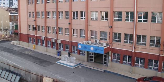 Gençlerde ve çocuklarda bu kaçıncı ölüm: Aynı gün iki kalp krizi daha!