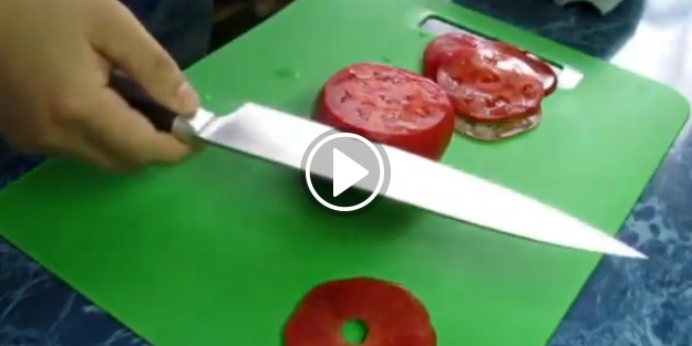 Bu kadar keskin bıçak görmüş müydünüz?