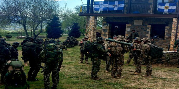 Bu kadarı beklenmiyordu! Yunanistan o askerlerini sahaya sürdü