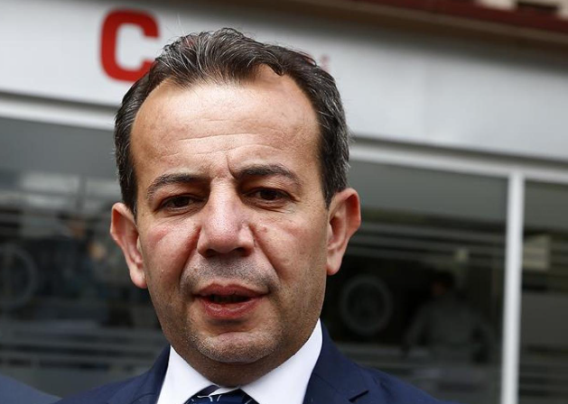 Bu kadarına da pes! Tanju Özcan Suriyelilere yaptığı ırkçılıkları bir bir itiraf etti